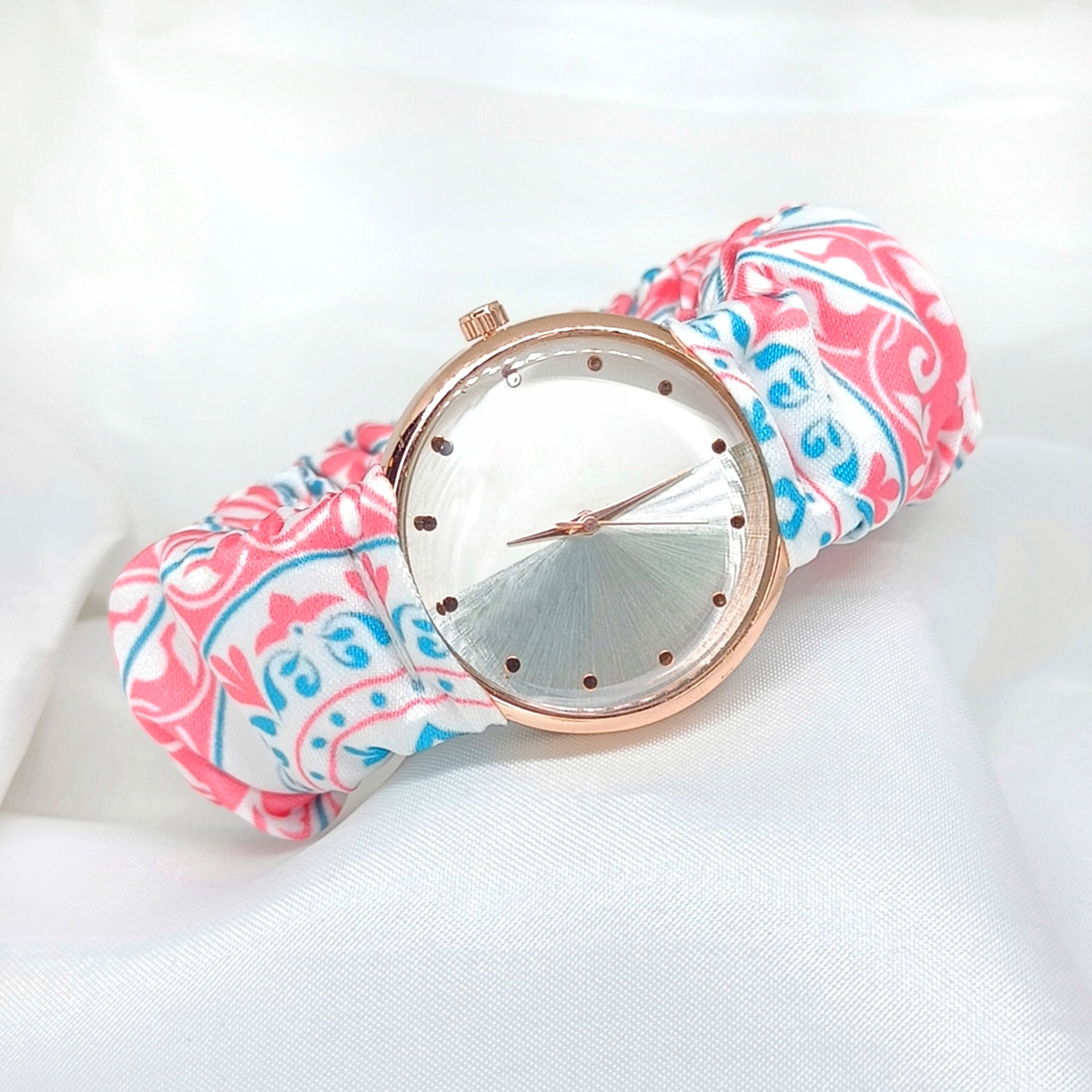 Vintage Charm - Fairy & Rose Printed Scrunchie Watch